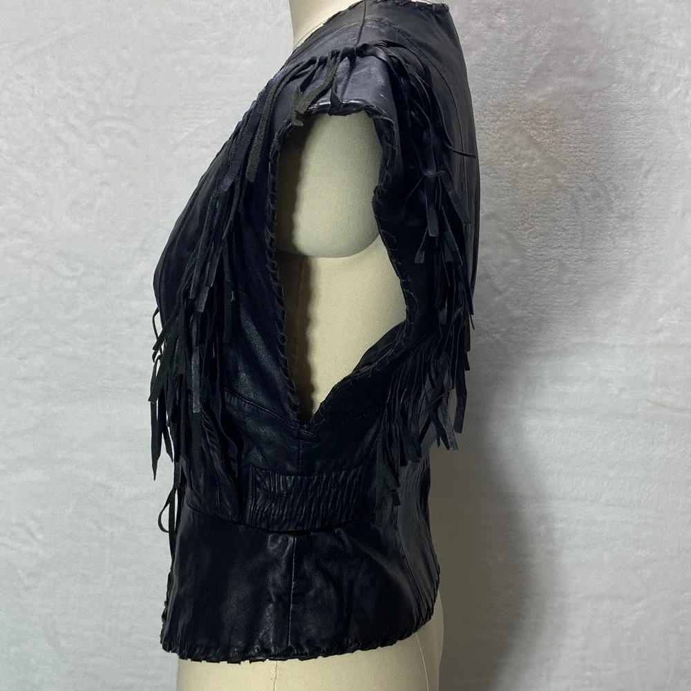 HARLEY DAVIDSON Womens XS Black Leather Vest‎ Fringe Biker Chick Motorcycle